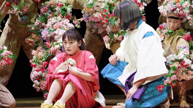【公演レポート】日本人キャストによる日本／イギリス同時上演の快挙に沸く舞台『千と千尋の神隠し』