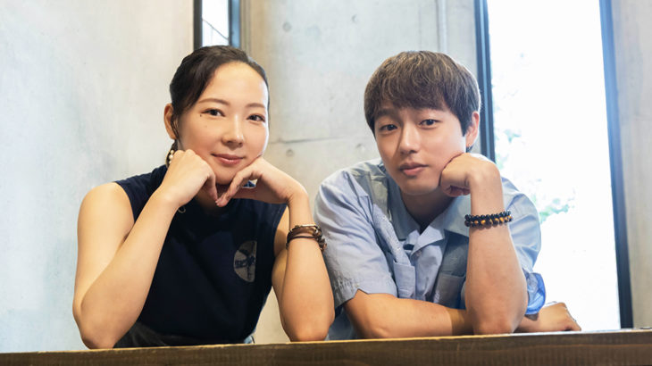 串田和美による新脚色　KAPITALの衣裳も見どころ　ユーモアと皮肉を織り交ぜ、農民たちを生き生きと描く