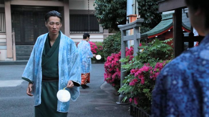 神楽坂 街歩きイマーシブシアター『記憶の質屋 ほの灯り堂』が開幕　5月3日(日・祝)まで毎日上演