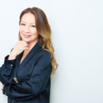 オーケストラに豪華ゲストやクワイヤーを加え圧倒的な歌でつづるコンサート　演奏スタイルにとらわれない八神純子が魅了する夏と秋